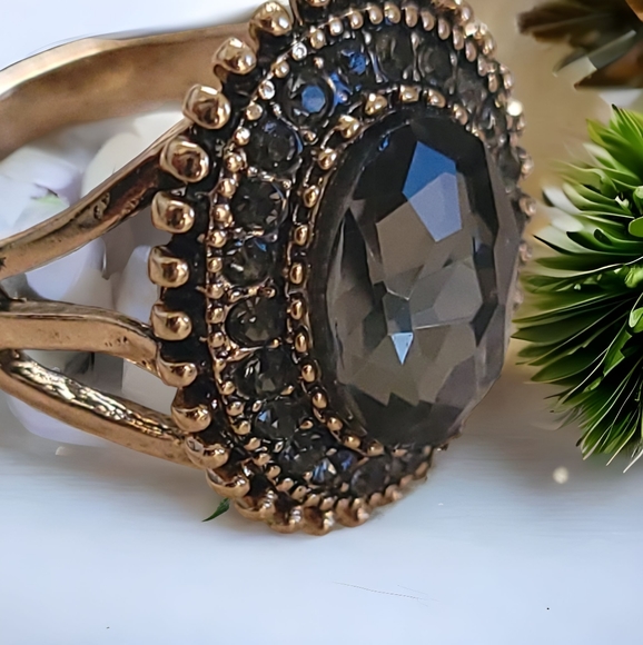 VINTAGE CRYSTAL TURKISH DESIGN ANTIQUE RING - Picture 2 of 4